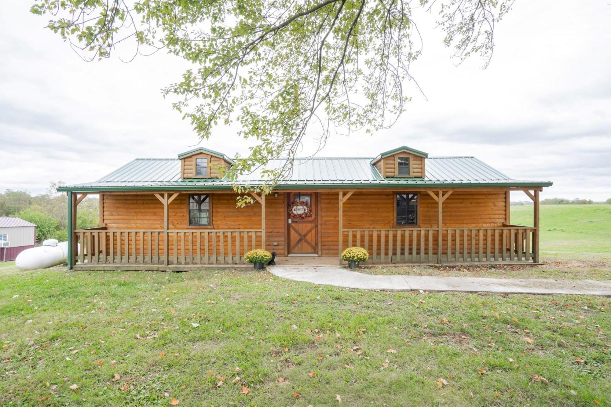 Cozy Cabin Near Ark! Adam And Eve'S Retreat Williamstown Bagian luar foto